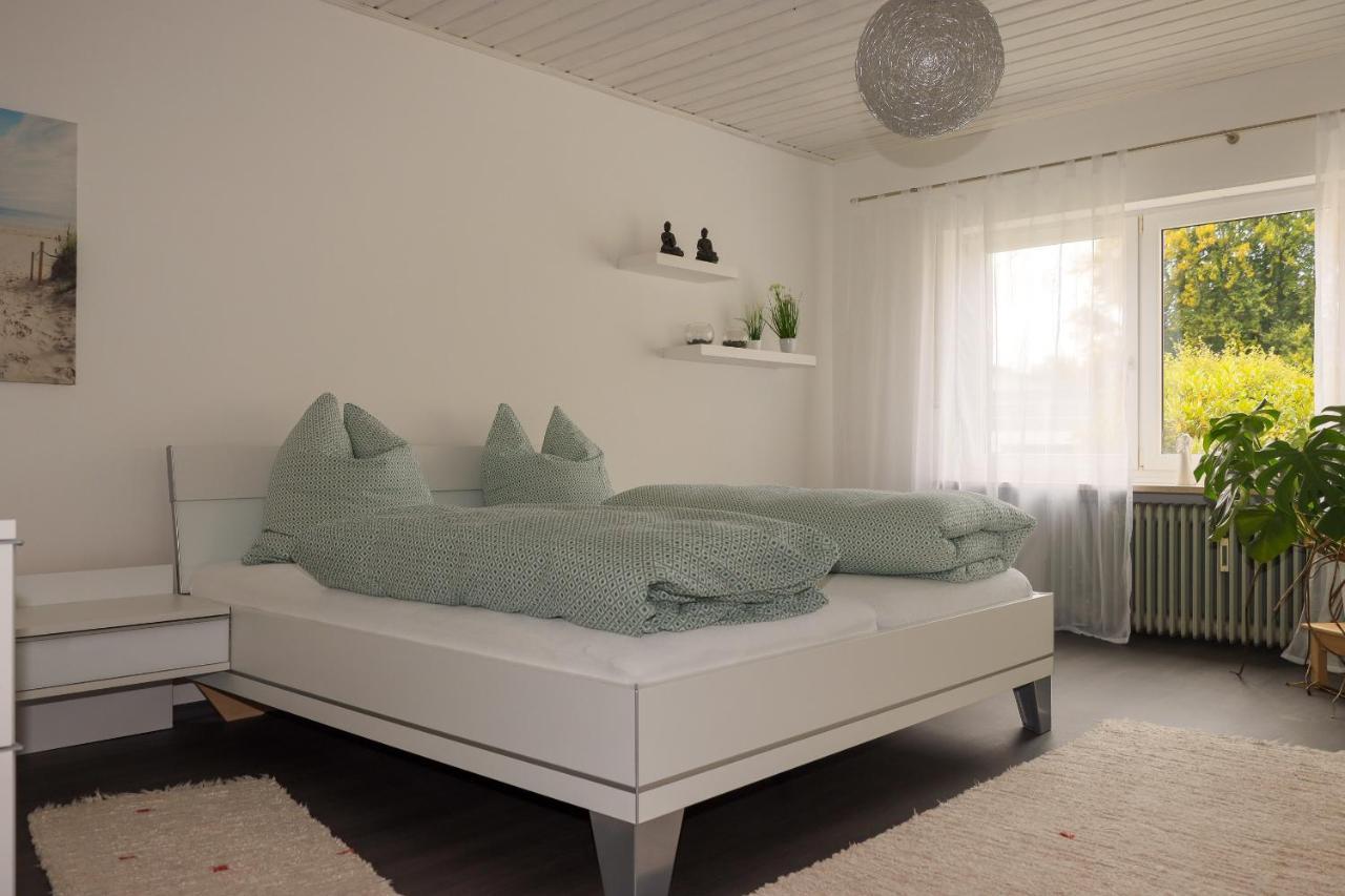 Buchen Blick - Ruhige Moderne Ferienwohnung 82Qm. Fichtelberg Buitenkant foto